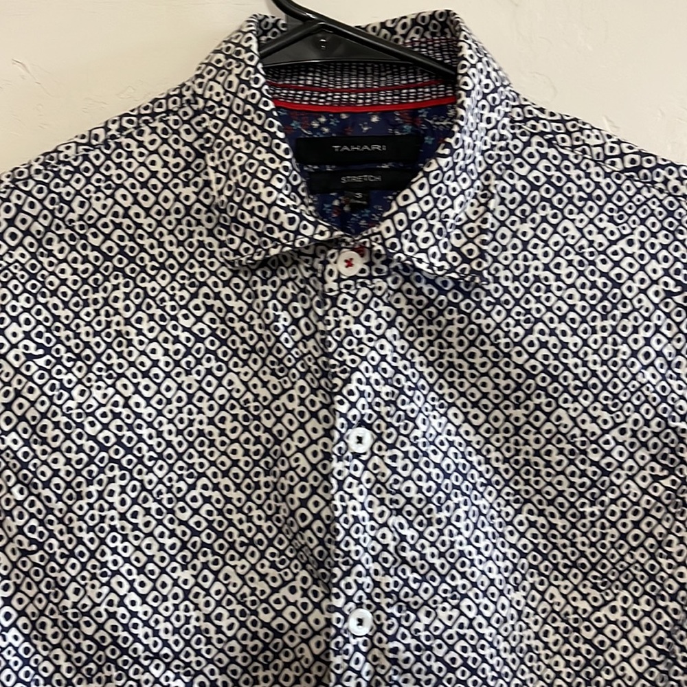 Tahari stretch dress shirt